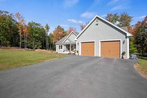 7 Buckshot Lane Gray ME 04039