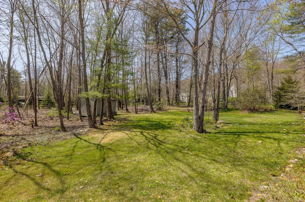 2 Cushing Briggs Road Freeport ME 04032
