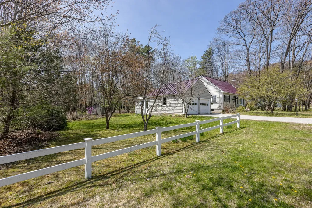 2 Cushing Briggs Road Freeport ME 04032