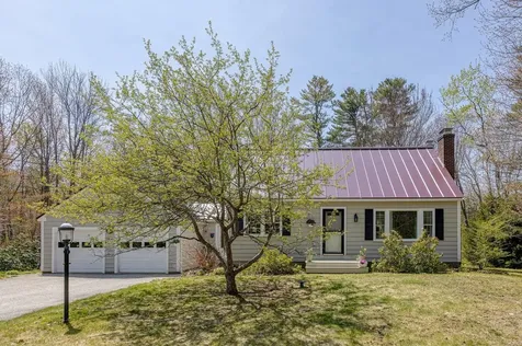 2 Cushing Briggs Road Freeport ME 04032