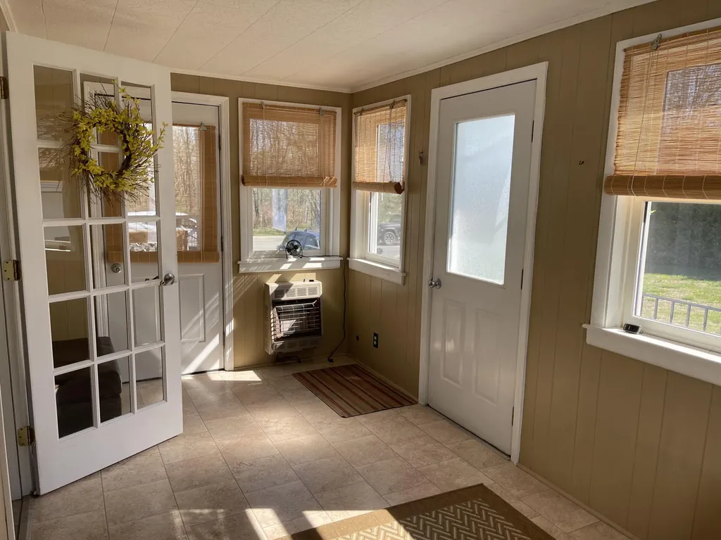 30 Billings Road Hermon ME 04401