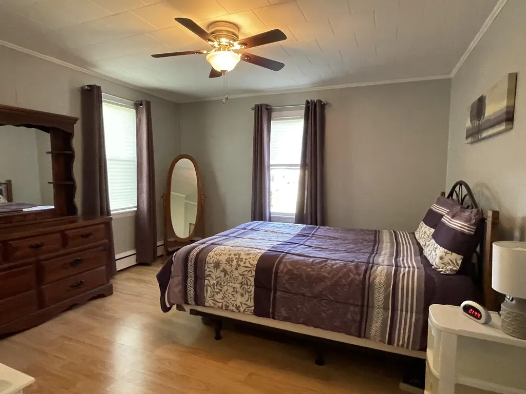 30 Billings Road Hermon ME 04401