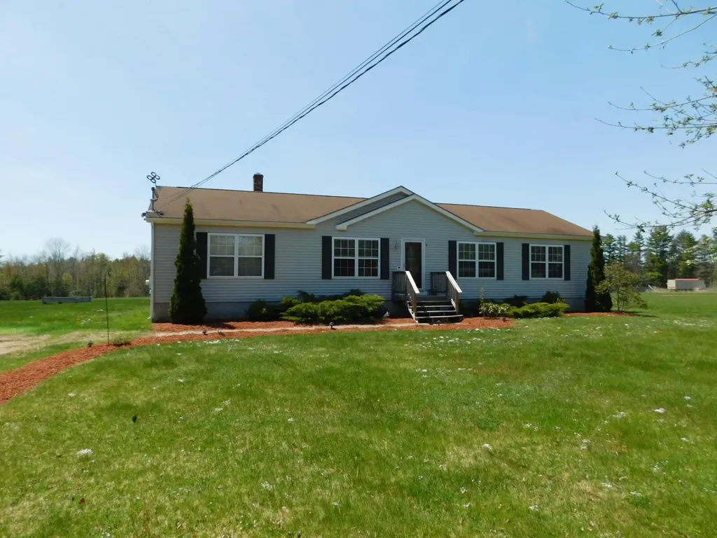 148 Center Road Lebanon ME 04027