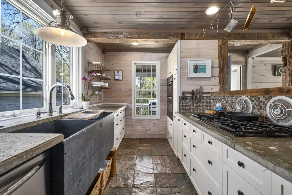 46 Pearl Street Camden ME 04843