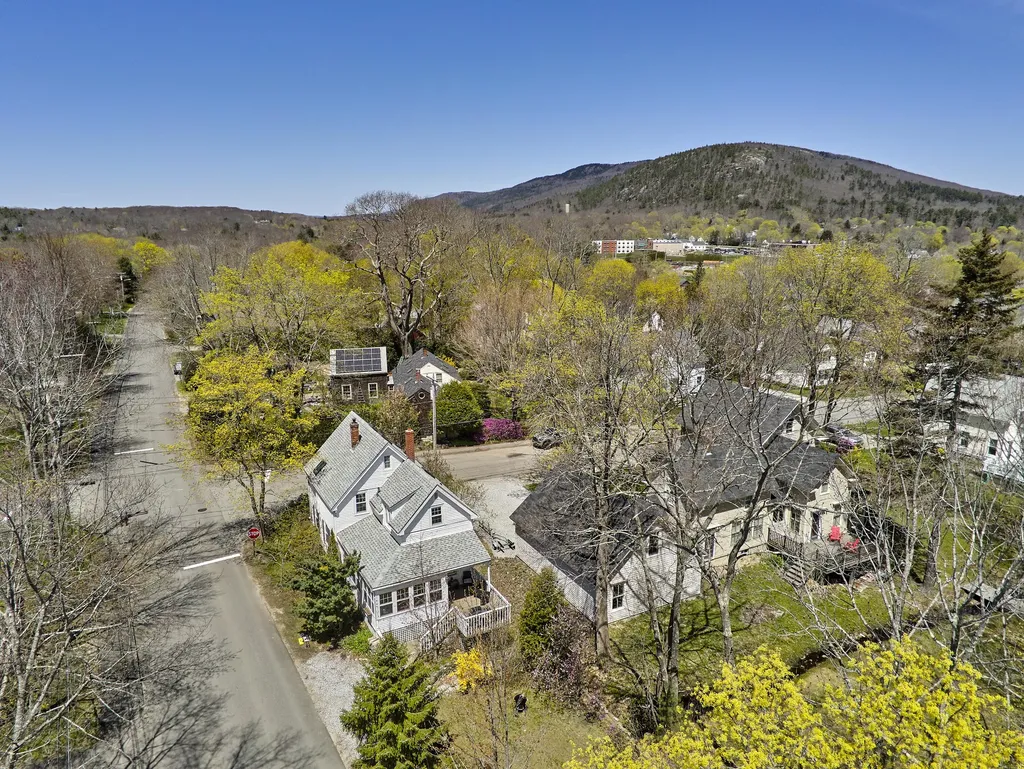 46 Pearl Street Camden ME 04843