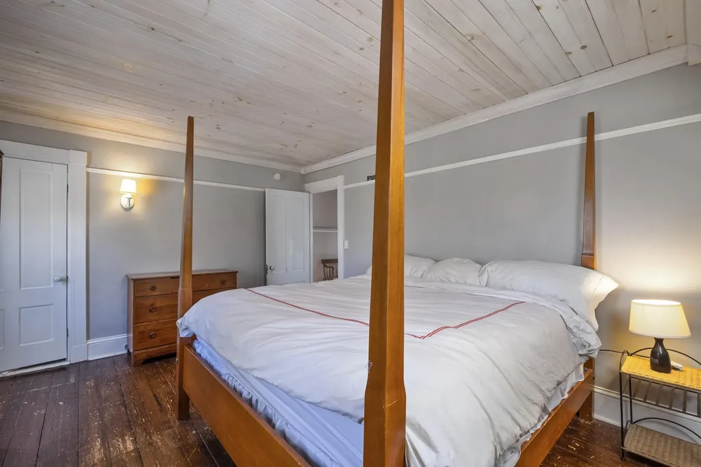 46 Pearl Street Camden ME 04843