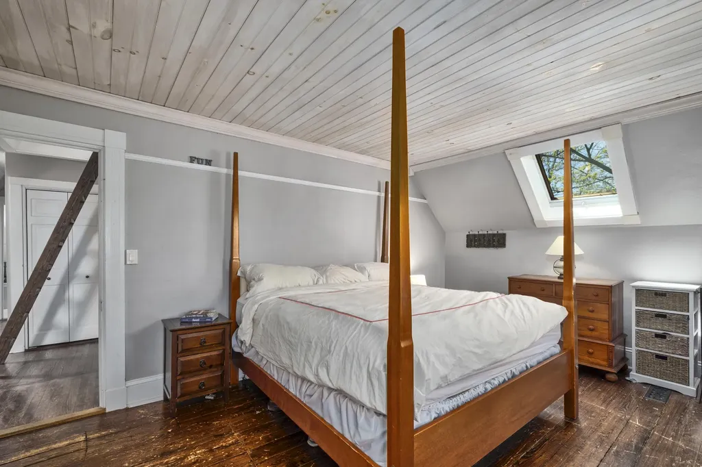 46 Pearl Street Camden ME 04843