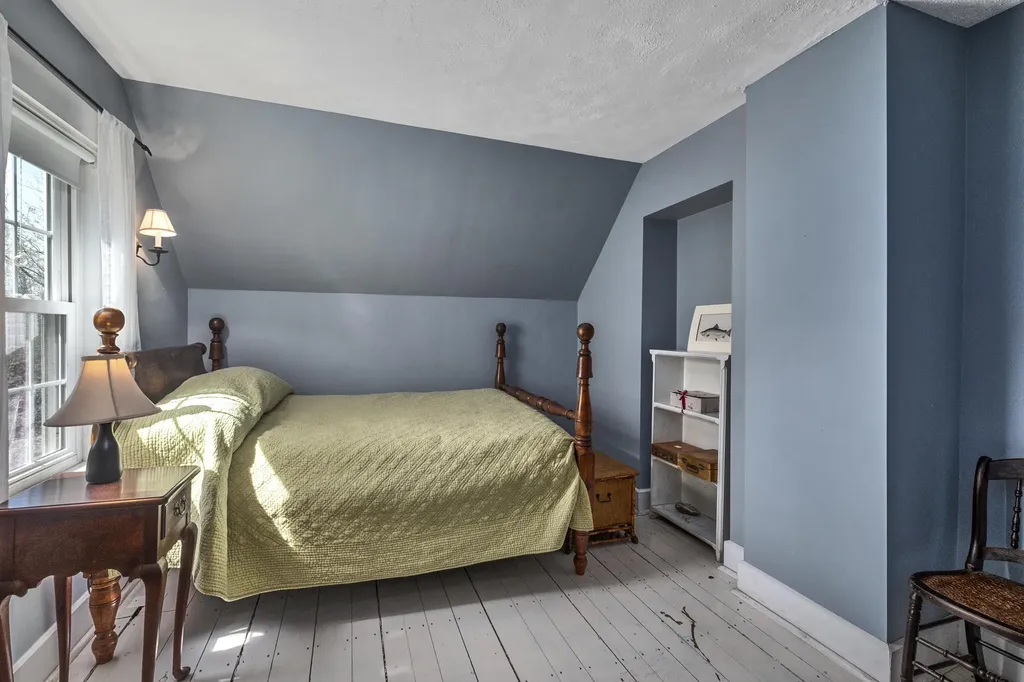 46 Pearl Street Camden ME 04843