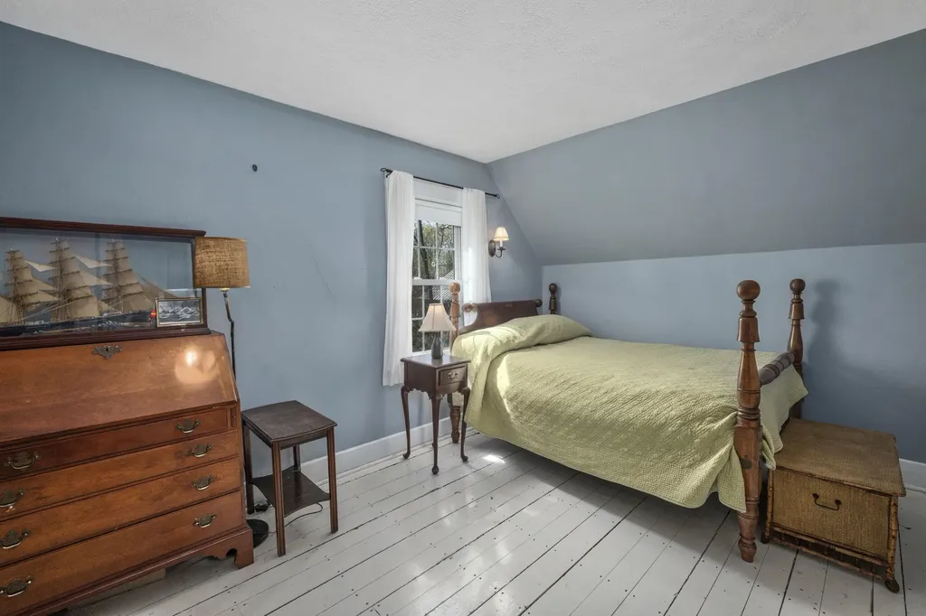 46 Pearl Street Camden ME 04843