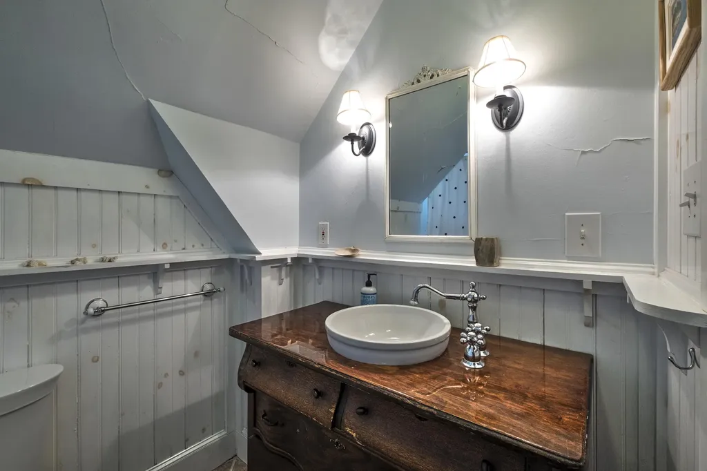 46 Pearl Street Camden ME 04843