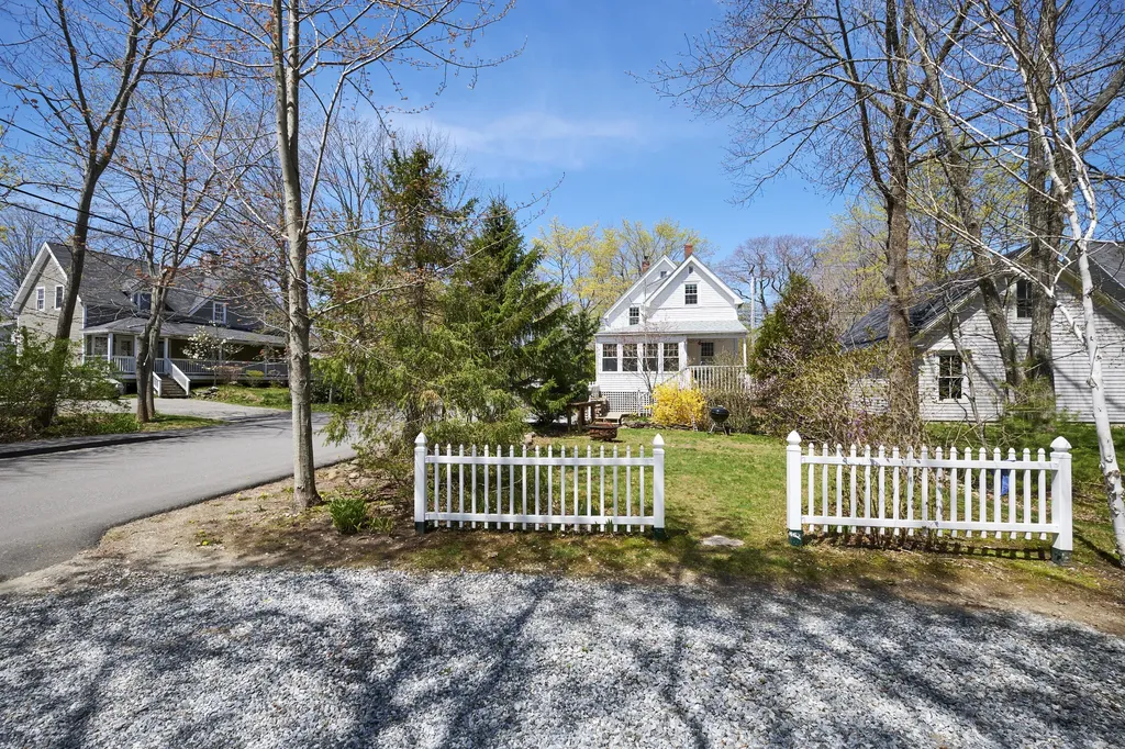46 Pearl Street Camden ME 04843