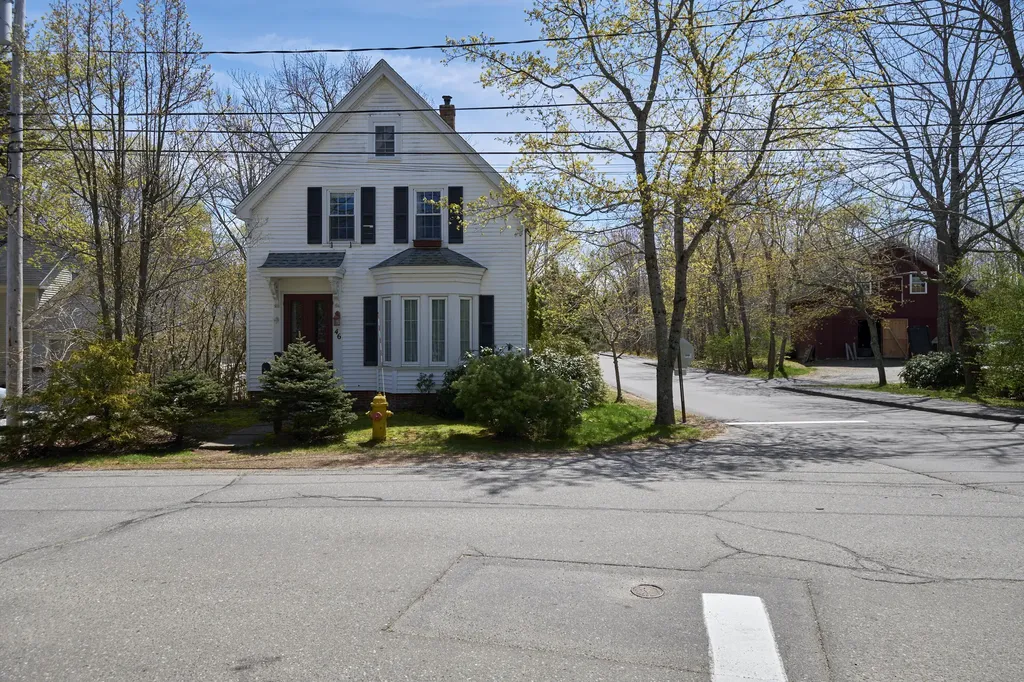 46 Pearl Street Camden ME 04843