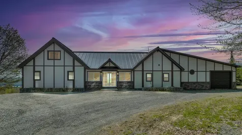 28 Valley View Lane Saint Albans ME 04971