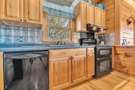 28 Valley View Lane Saint Albans ME 04971