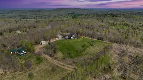 28 Valley View Lane Saint Albans ME 04971