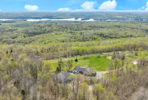 28 Valley View Lane Saint Albans ME 04971