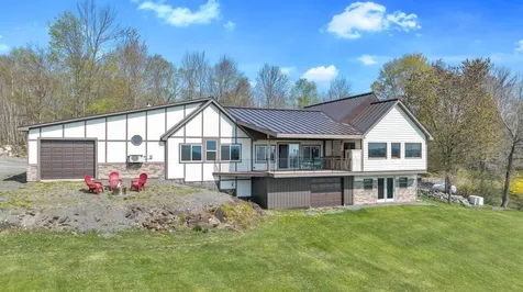 28 Valley View Lane Saint Albans ME 04971