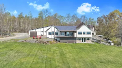 28 Valley View Lane Saint Albans ME 04971