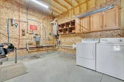 28 Valley View Lane Saint Albans ME 04971