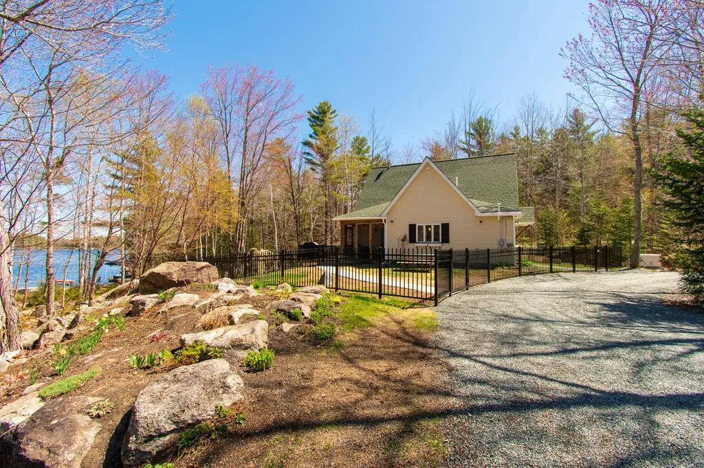116 Little Rocky Way Ellsworth ME 04605