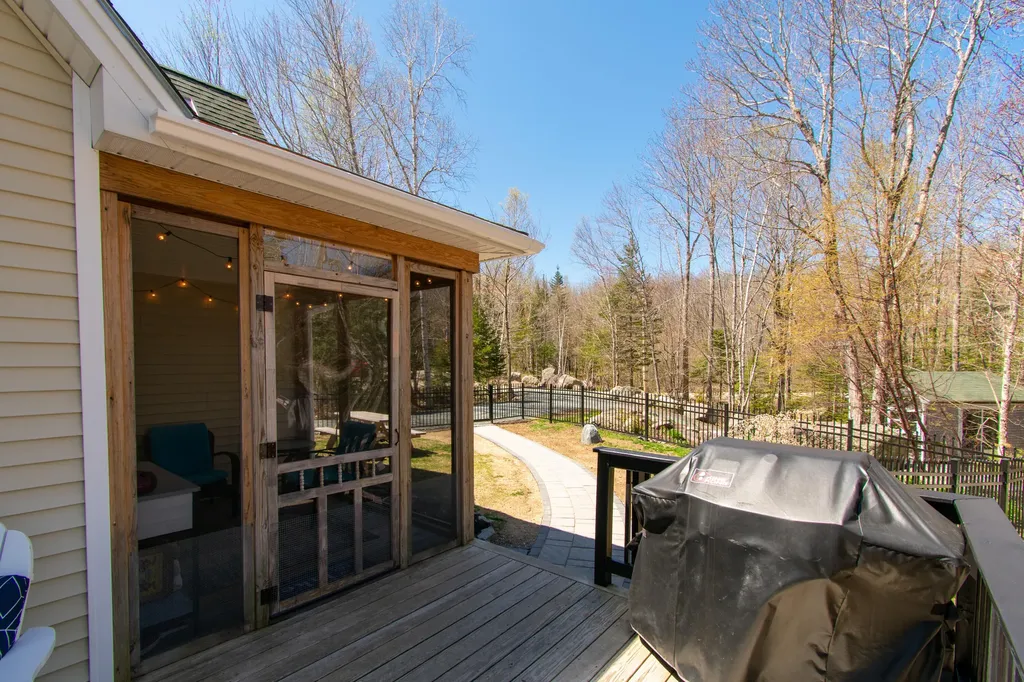 116 Little Rocky Way Ellsworth ME 04605