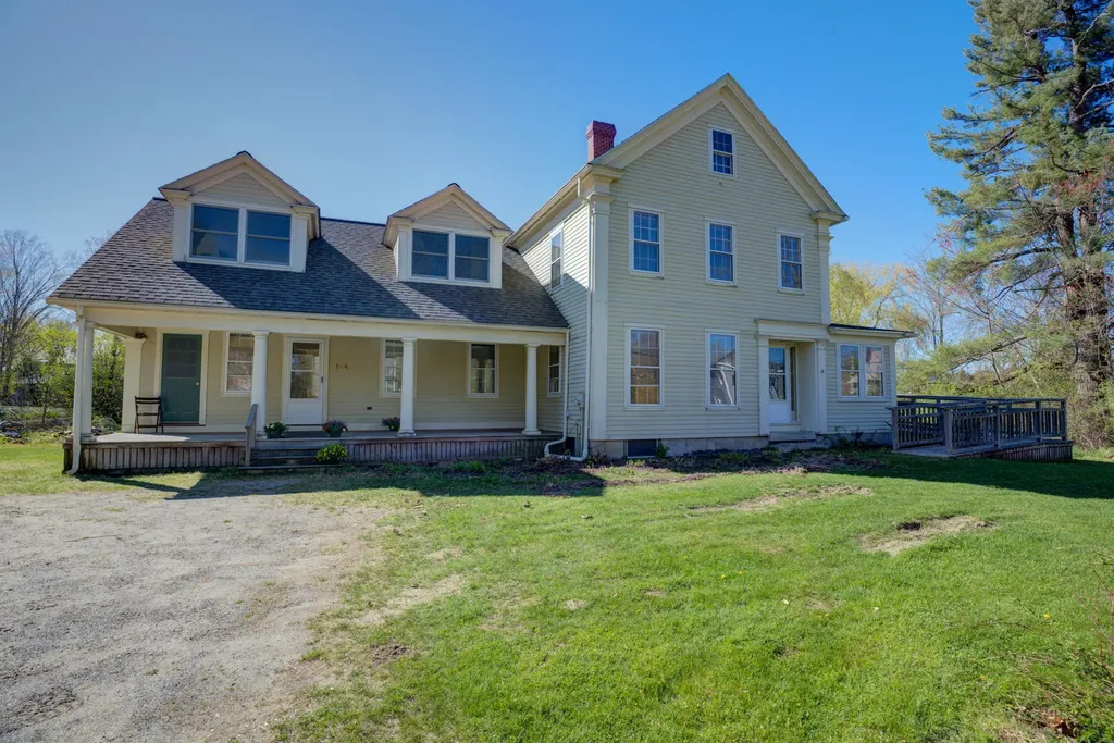 164 Pleasant Street Richmond ME 04357
