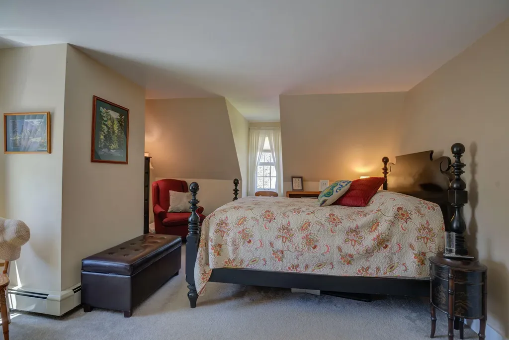 86 Lambs Mill Road Naples ME 04055