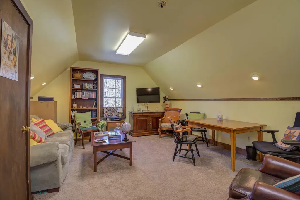 86 Lambs Mill Road Naples ME 04055