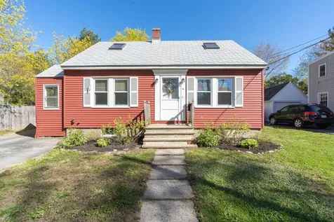 35 Eastlawn Road Portland ME 04103