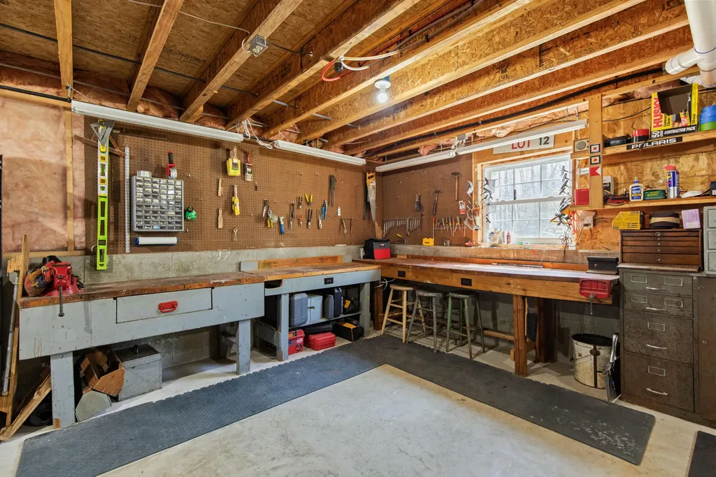 20 Acorn Ridge Road Freeport ME 04032