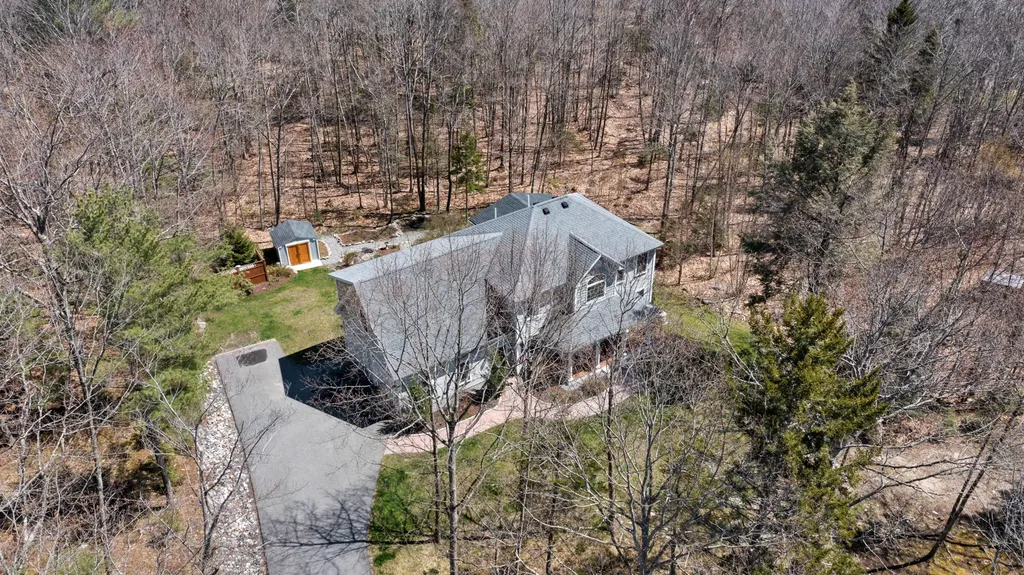 20 Acorn Ridge Road Freeport ME 04032