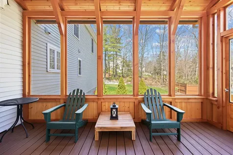 20 Acorn Ridge Road Freeport ME 04032
