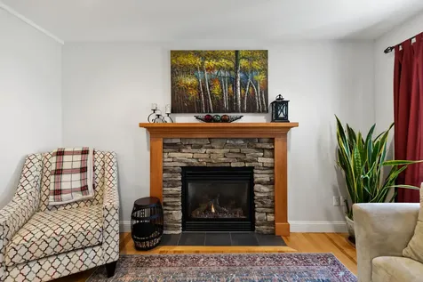 20 Acorn Ridge Road Freeport ME 04032