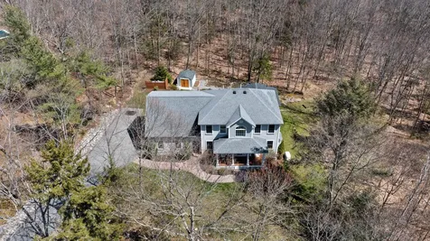 20 Acorn Ridge Road Freeport ME 04032
