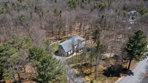 20 Acorn Ridge Road Freeport ME 04032