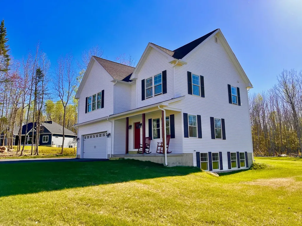 435 Chestnut Lane Hermon ME 04401