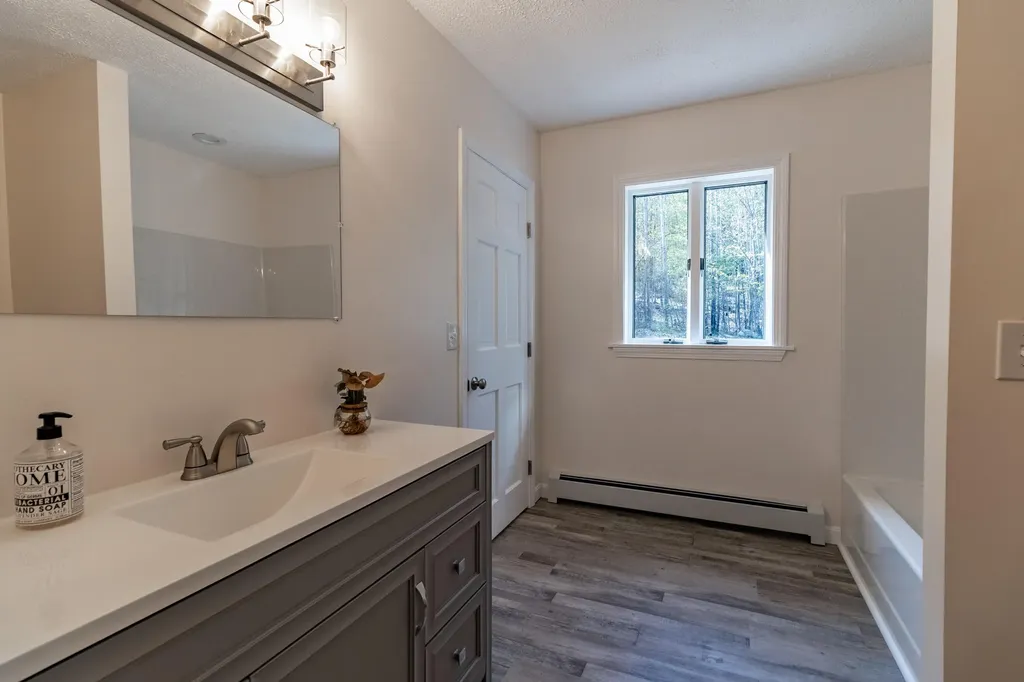 370 Quaker Ridge Road Greene ME 04236