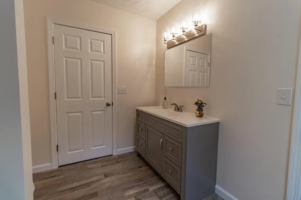 370 Quaker Ridge Road Greene ME 04236