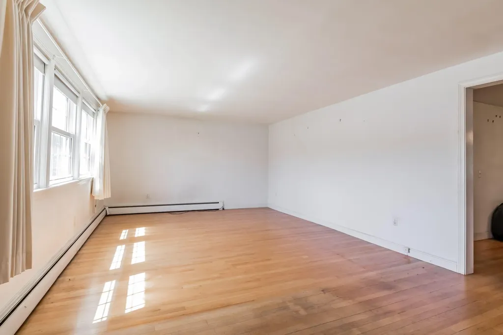 27 Samuel Road Portland ME 04103