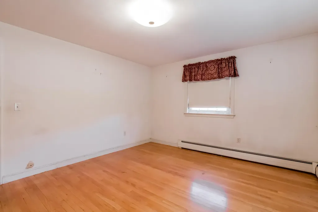 27 Samuel Road Portland ME 04103