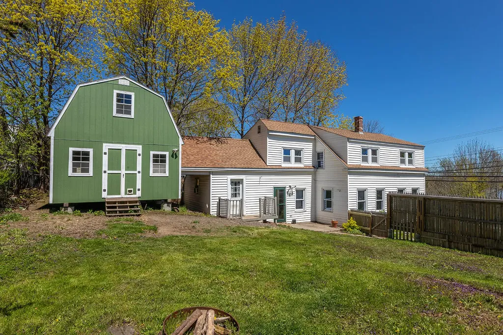 110 Camden Street Rockland ME 04841