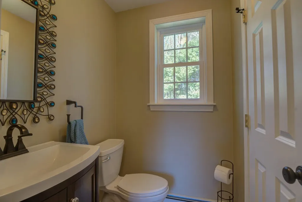 4 Tanglewood Circle Scarborough ME 04074