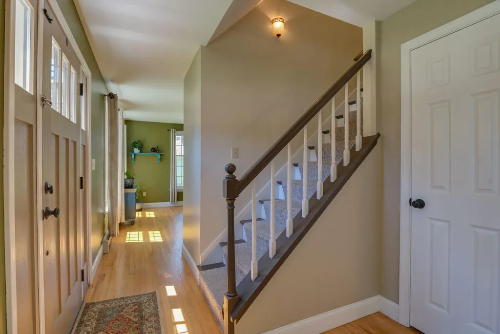 4 Tanglewood Circle Scarborough ME 04074