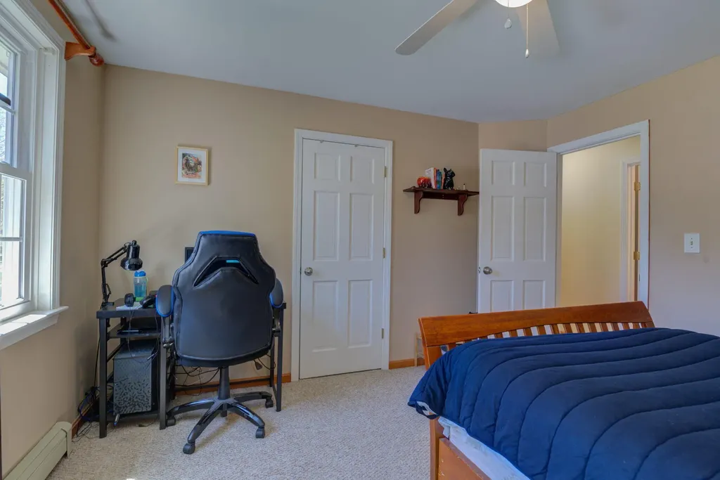 4 Tanglewood Circle Scarborough ME 04074