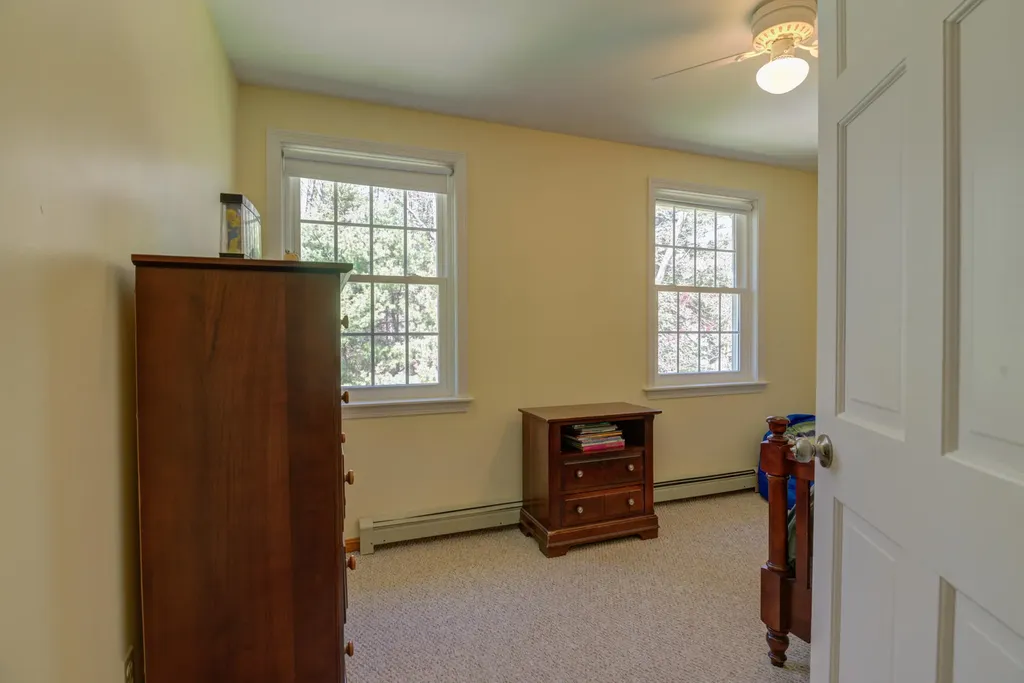 4 Tanglewood Circle Scarborough ME 04074