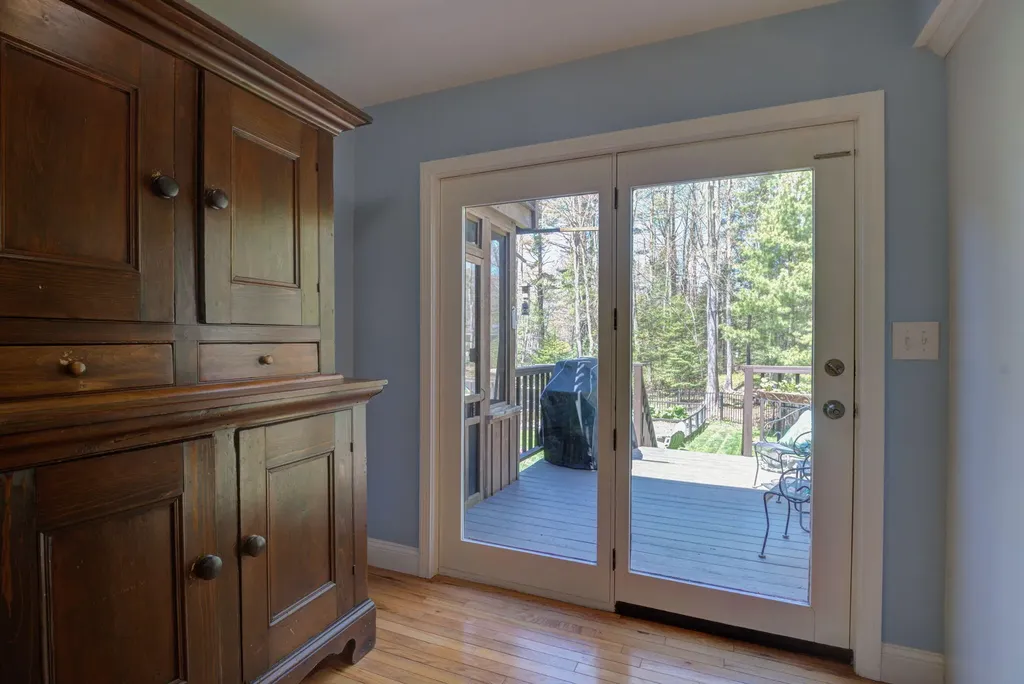 4 Tanglewood Circle Scarborough ME 04074