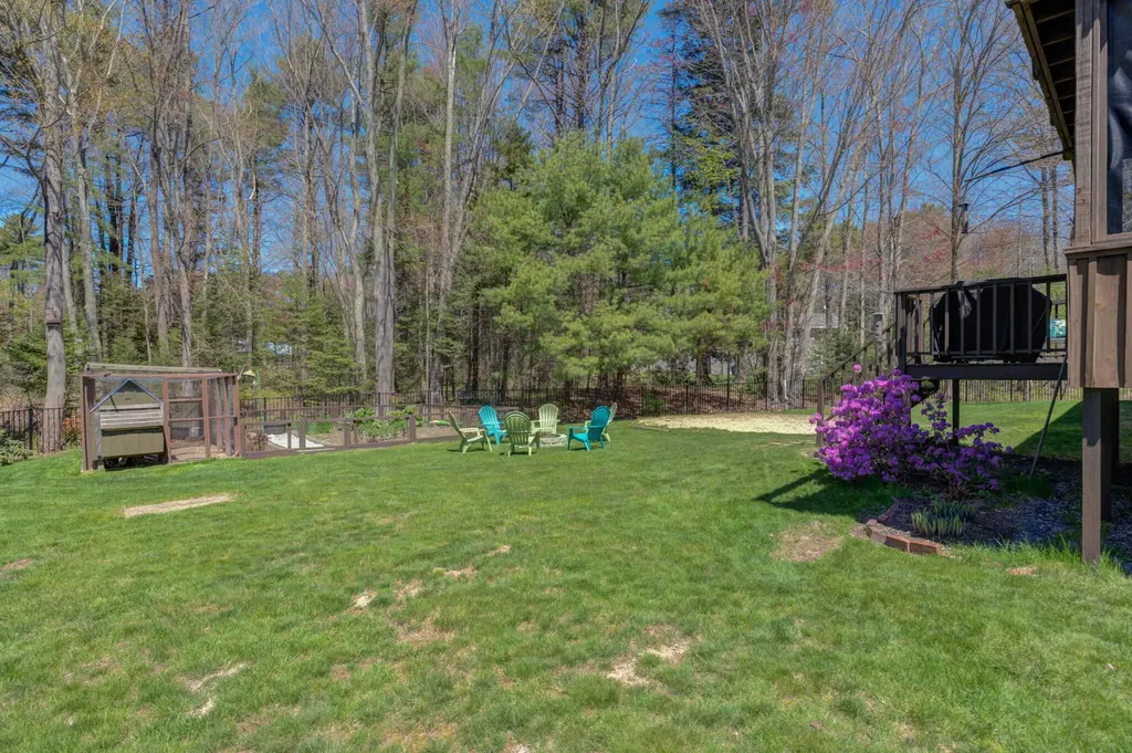 4 Tanglewood Circle Scarborough ME 04074