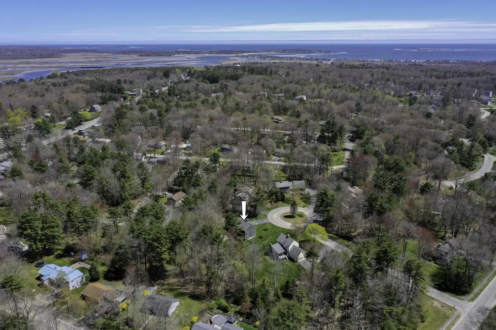 4 Tanglewood Circle Scarborough ME 04074