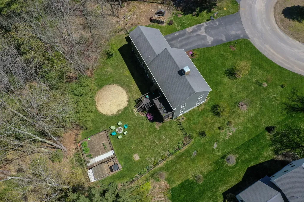 4 Tanglewood Circle Scarborough ME 04074