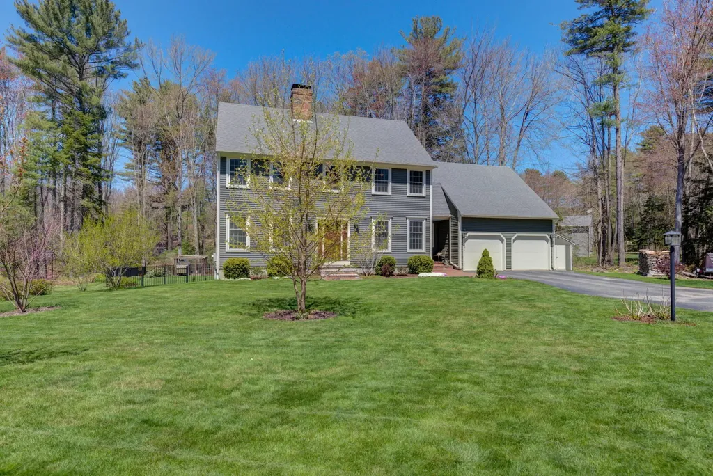 4 Tanglewood Circle Scarborough ME 04074